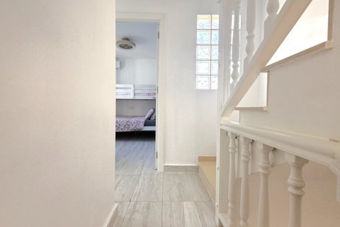 Kamienica w Alicante, Hiszpania 2 sypialnie, 83 mkw. nr 146417 – zdjęcie 30