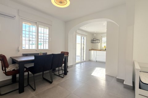 Kamienica w Alicante, Hiszpania 2 sypialnie, 83 mkw. nr 146417 – zdjęcie 12