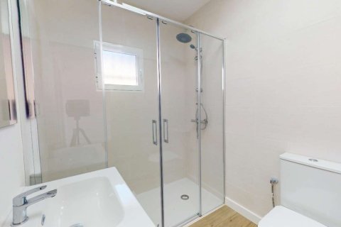 Продажа бунгало в Аликанте, Испания 2 спальни, 106м2 №146416 - фото 21