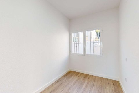 Продажа бунгало в Аликанте, Испания 2 спальни, 106м2 №146416 - фото 17