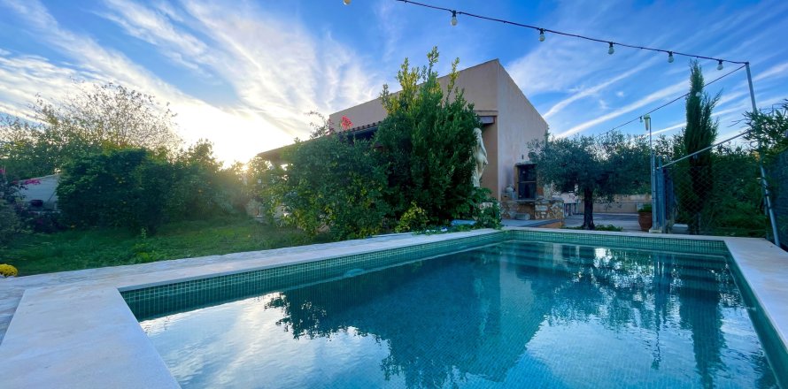 Finca a Llubi, Mallorca, Spagna 3 camere da letto, 183 mq. N° 144684