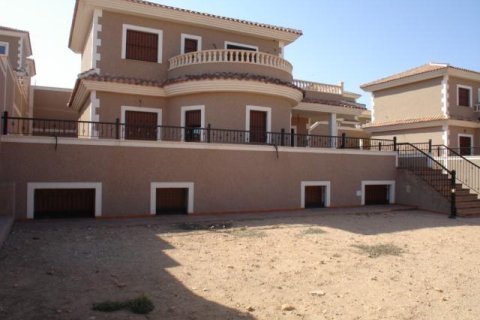 Villa for sale in Los Altos, Alicante, Spain 3 bedrooms, 245 sq.m. No. 144688 - photo 2