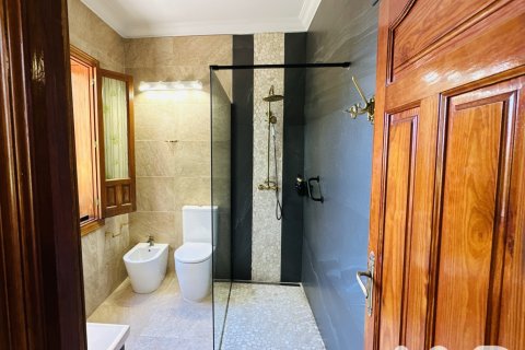 Сasa en venta en Guillena, Sevilla, España 6 dormitorios, 477 m2 No. 152416 - foto 17