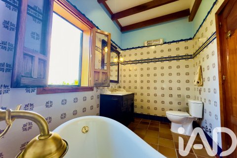 Сasa en venta en Guillena, Sevilla, España 6 dormitorios, 477 m2 No. 152416 - foto 24