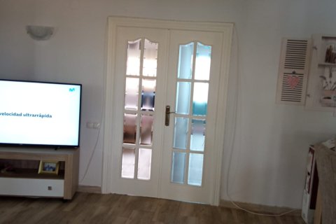 Сasa en venta en Castellón de la Plana, Castellón, España 6 dormitorios, 200 m2 No. 152417 - foto 3