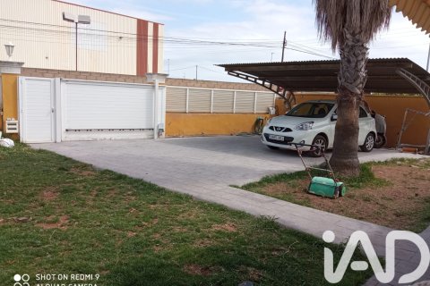 Сasa en venta en Castellón de la Plana, Castellón, España 6 dormitorios, 200 m2 No. 152417 - foto 15