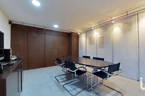 Продажа коммерческой недвижимости в Вила-Реаль, Кастельон, Испания 3 спальни, 85м2 №186115 - фото 7