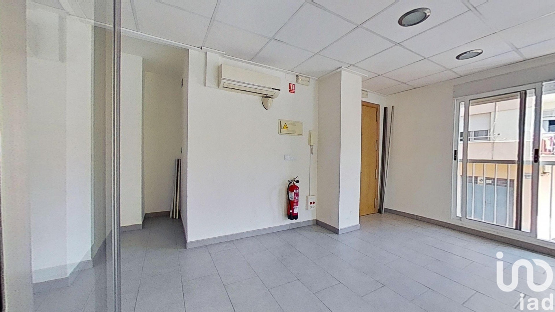 Liikekiinteistö Vila-real, Castellon, Espanja 2 makuuhuonetta, 89 m2 No. 186116