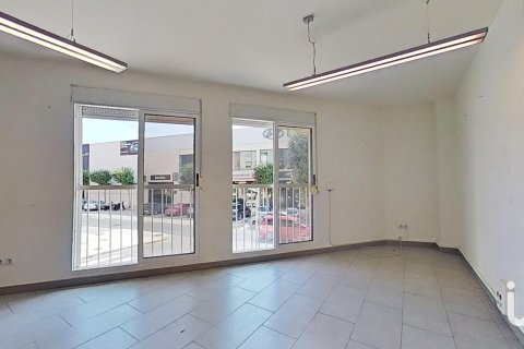 Lokal usługowy w Vila-real, Castellon, Hiszpania 2 sypialnie, 89 mkw. nr 186116 – zdjęcie 2