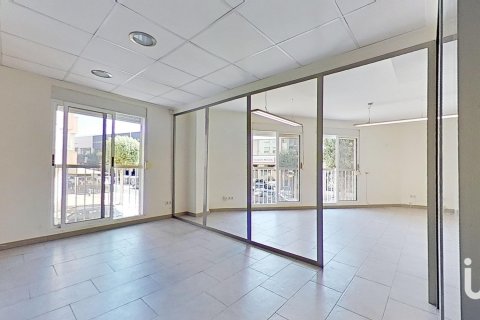 Lokal usługowy w Vila-real, Castellon, Hiszpania 2 sypialnie, 89 mkw. nr 186116 – zdjęcie 8