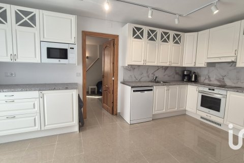 Talo myytävänä Gandia, Valencia, Espanja, 5 makuuhuonetta, 205 m2 No. 153465 - kuva 19