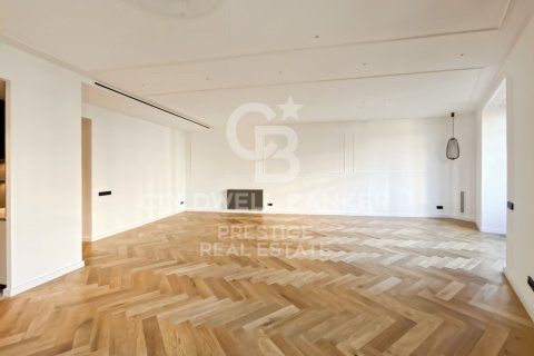 Apartamento en venta en Barcelona, España 3 dormitorios, 160 m2 No. 157270 - foto 5