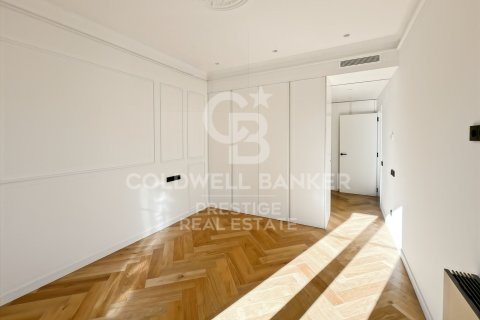 Apartamento en venta en Barcelona, España 3 dormitorios, 160 m2 No. 157270 - foto 18