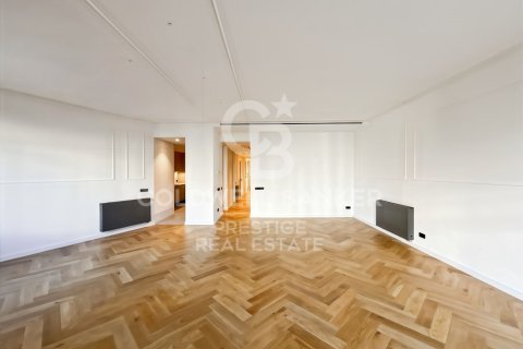 Apartamento en venta en Barcelona, España 3 dormitorios, 160 m2 No. 157270 - foto 7