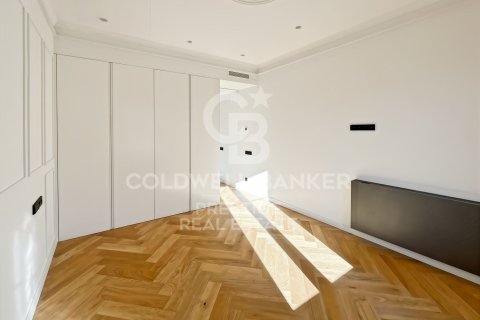 Apartamento en venta en Barcelona, España 3 dormitorios, 160 m2 No. 157270 - foto 20
