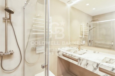 Apartamento en venta en Barcelona, España 3 dormitorios, 145 m2 No. 157271 - foto 17