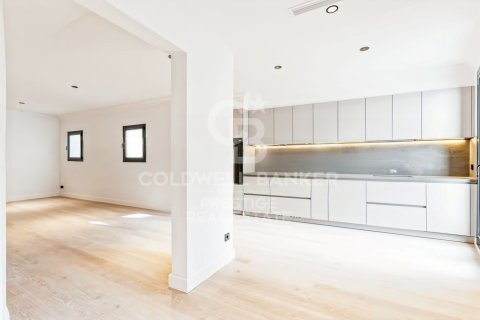 Penthauss pārdošanā Barcelona, Spānijā 3 istabas, 115 m2 Nr. 157267 - attēls 3