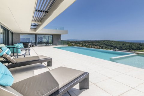 Villa for sale San Roque, Cadiz, Spain 5 bedrooms, 720 sq.m. No. 113705 - photo 1
