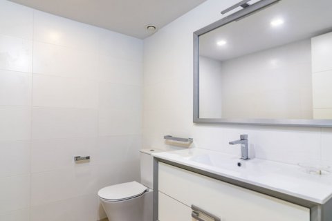 Villa for sale San Roque, Cadiz, Spain 5 bedrooms, 720 sq.m. No. 113705 - photo 27