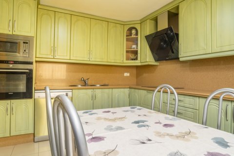 Продажа дома Эстепона, Малага, Испания 4 спальни, 263м2 №113707 - фото 26
