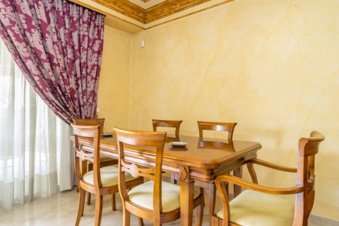 Продажа дома Эстепона, Малага, Испания 4 спальни, 263м2 №113707 - фото 13