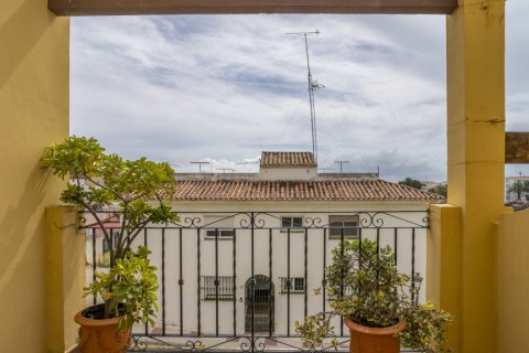 Продажа дома Эстепона, Малага, Испания 4 спальни, 263м2 №113707 - фото 1