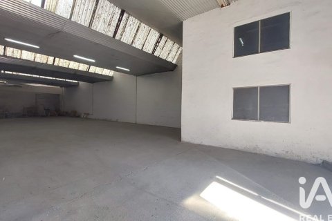 Commercial property for sale in Huelva, Spain 1 bedroom, 600 sq.m. No. 172626 - photo 3