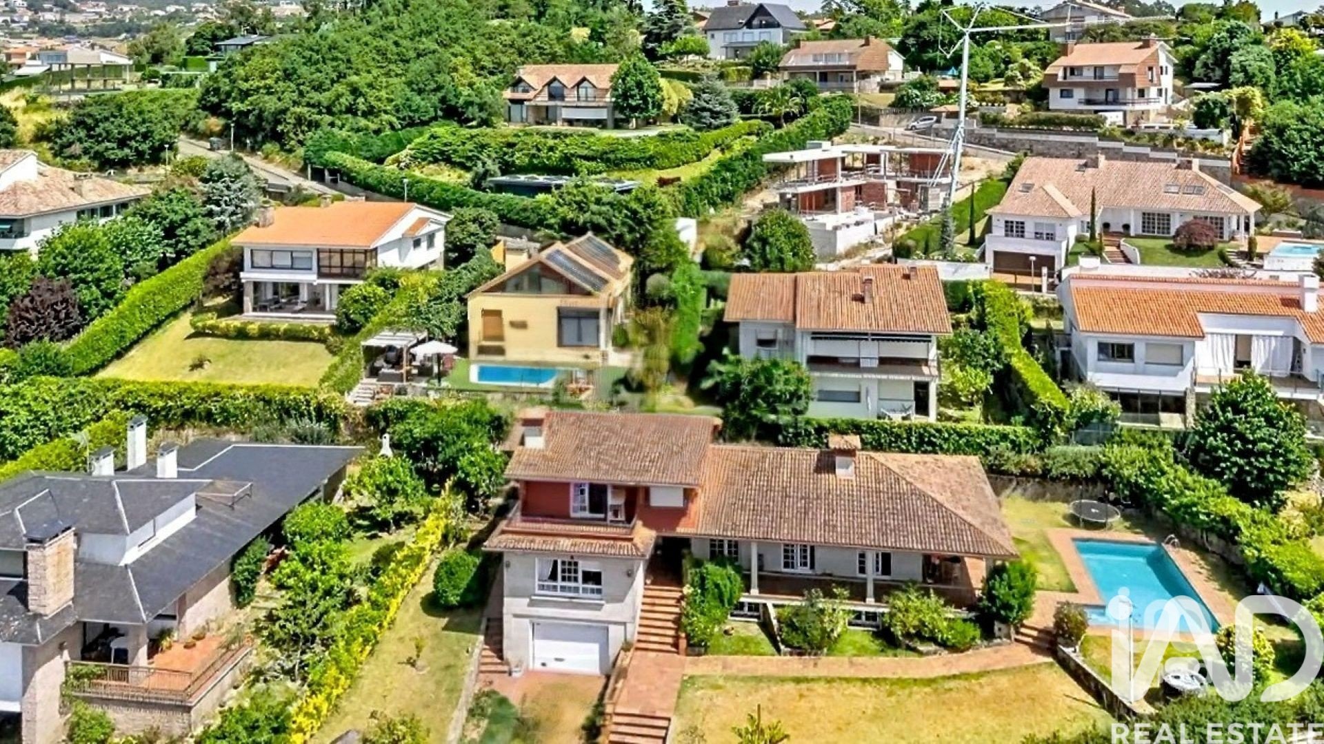 Casa a Nigran, Pontevedra, Spagna 5 camere da letto, 1256 mq. N° 172704