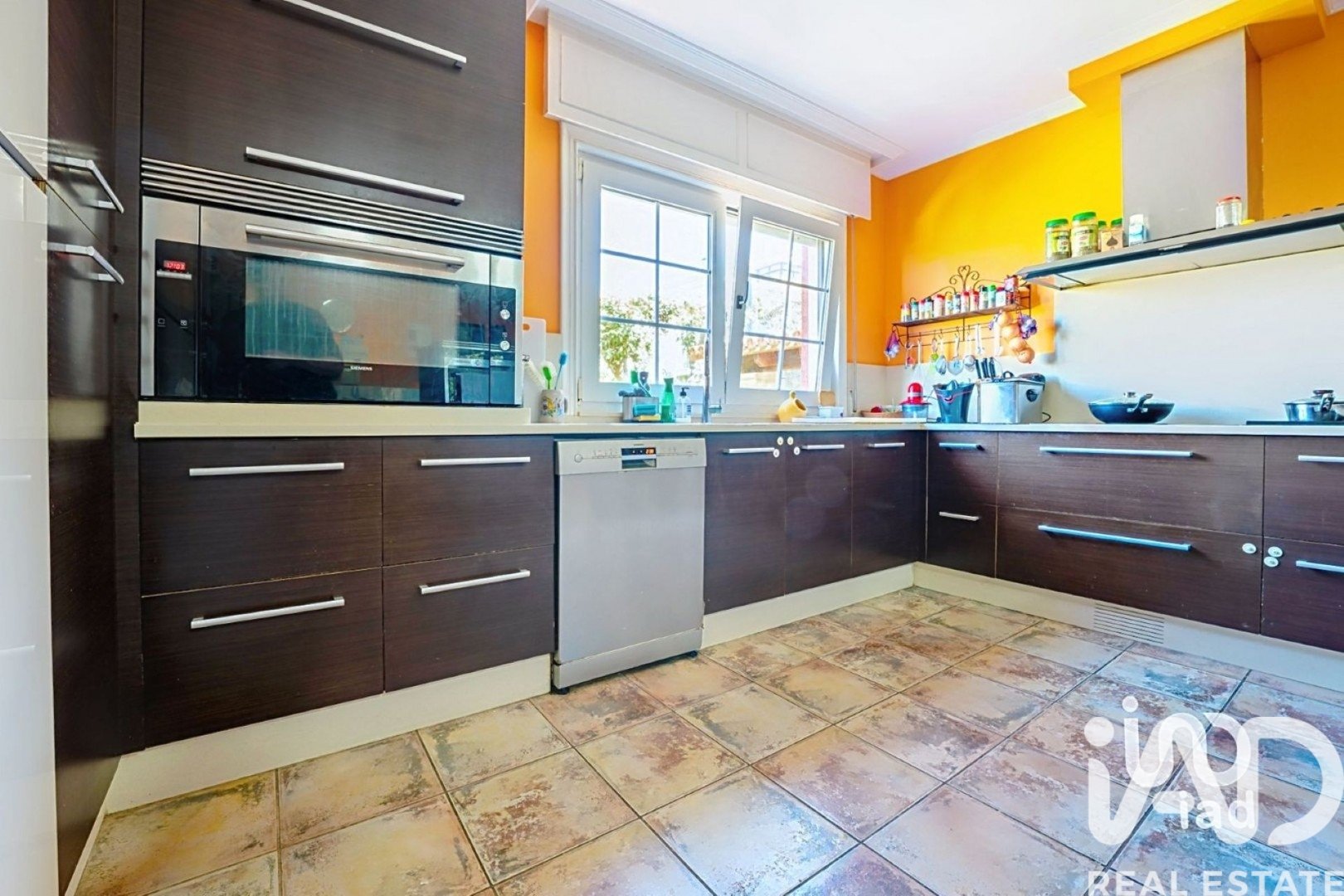 Casa a Nigran, Pontevedra, Spagna 5 camere da letto, 1256 mq. N° 172704