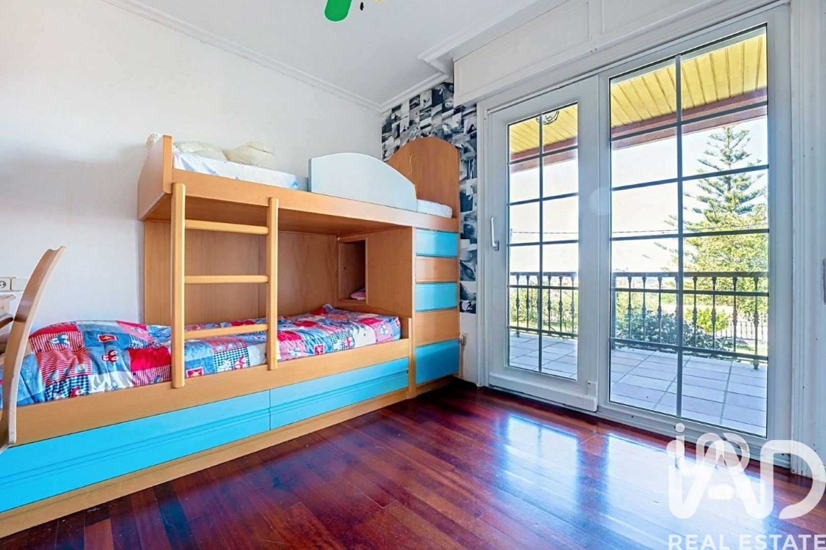 Casa a Nigran, Pontevedra, Spagna 5 camere da letto, 1256 mq. N° 172704