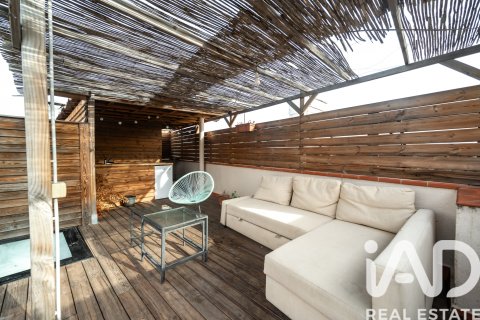 Ático en venta en Barcelona, España 2 dormitorios, 65 m2 No. 172702 - foto 10