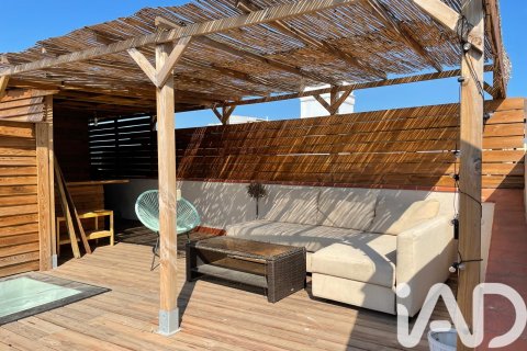 Ático en venta en Barcelona, España 2 dormitorios, 65 m2 No. 172702 - foto 6