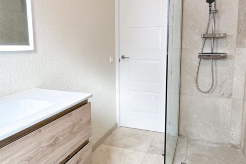 Apartament w Santa Ponsa, Mallorca, Hiszpania 2 sypialnie, 70 mkw. nr 147765 – zdjęcie 30