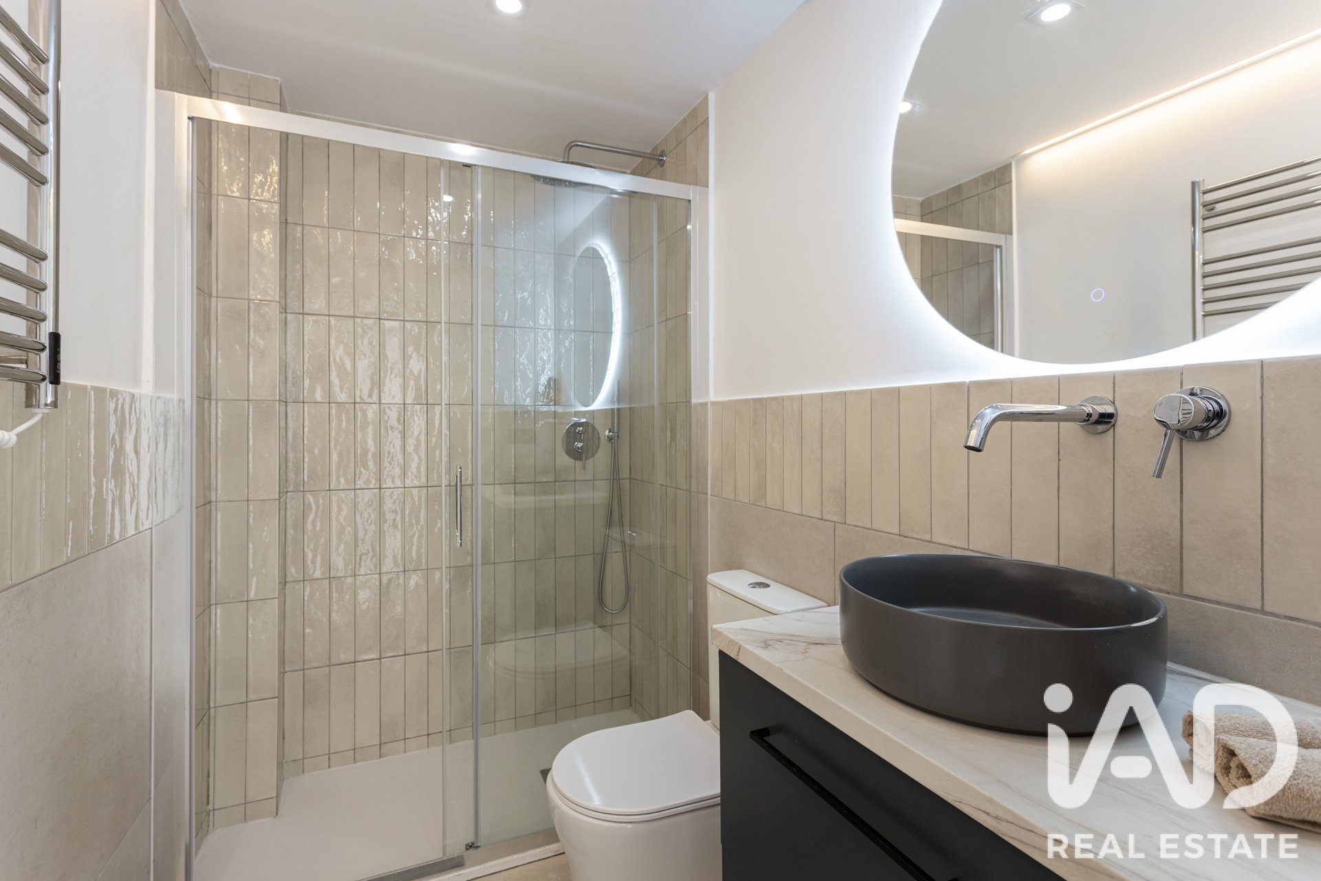 Townhouse à Badalona, Barcelona, Espagne 3 chambres, 126 m2 No. 195117