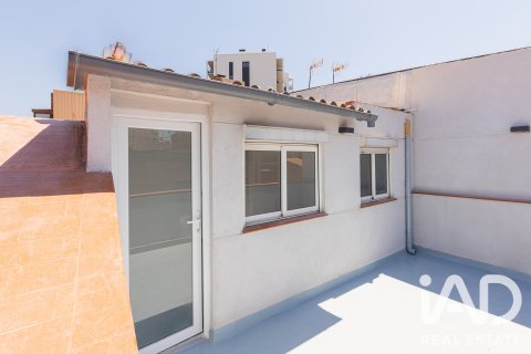 Продажа таухауса в Бадалона, Барселона, Испания 3 спальни, 126м2 №195117 - фото 27