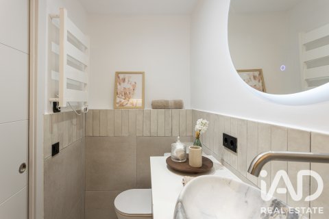 Продажа таухауса в Бадалона, Барселона, Испания 3 спальни, 126м2 №195117 - фото 22