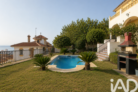 House à vendre à Torre del Mar, Malaga, Espagne, 4 chambres, 240 m2 No. 195113 - photo 2