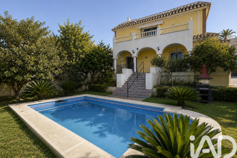 House à vendre à Torre del Mar, Malaga, Espagne, 4 chambres, 240 m2 No. 195113 - photo 3