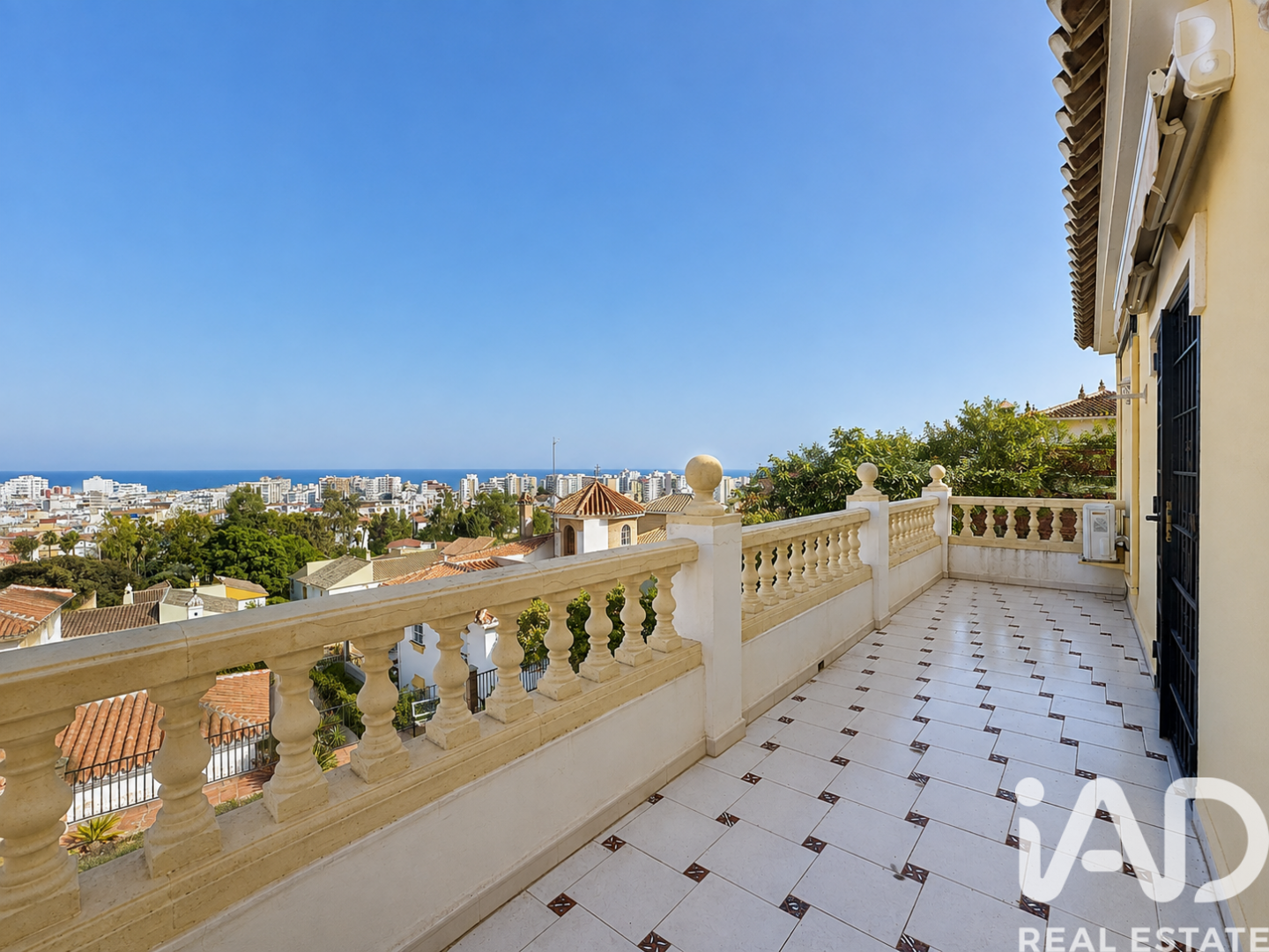 Dom w Torre del Mar, Malaga, Hiszpania 4 sypialnie, 240 mkw. nr 195113