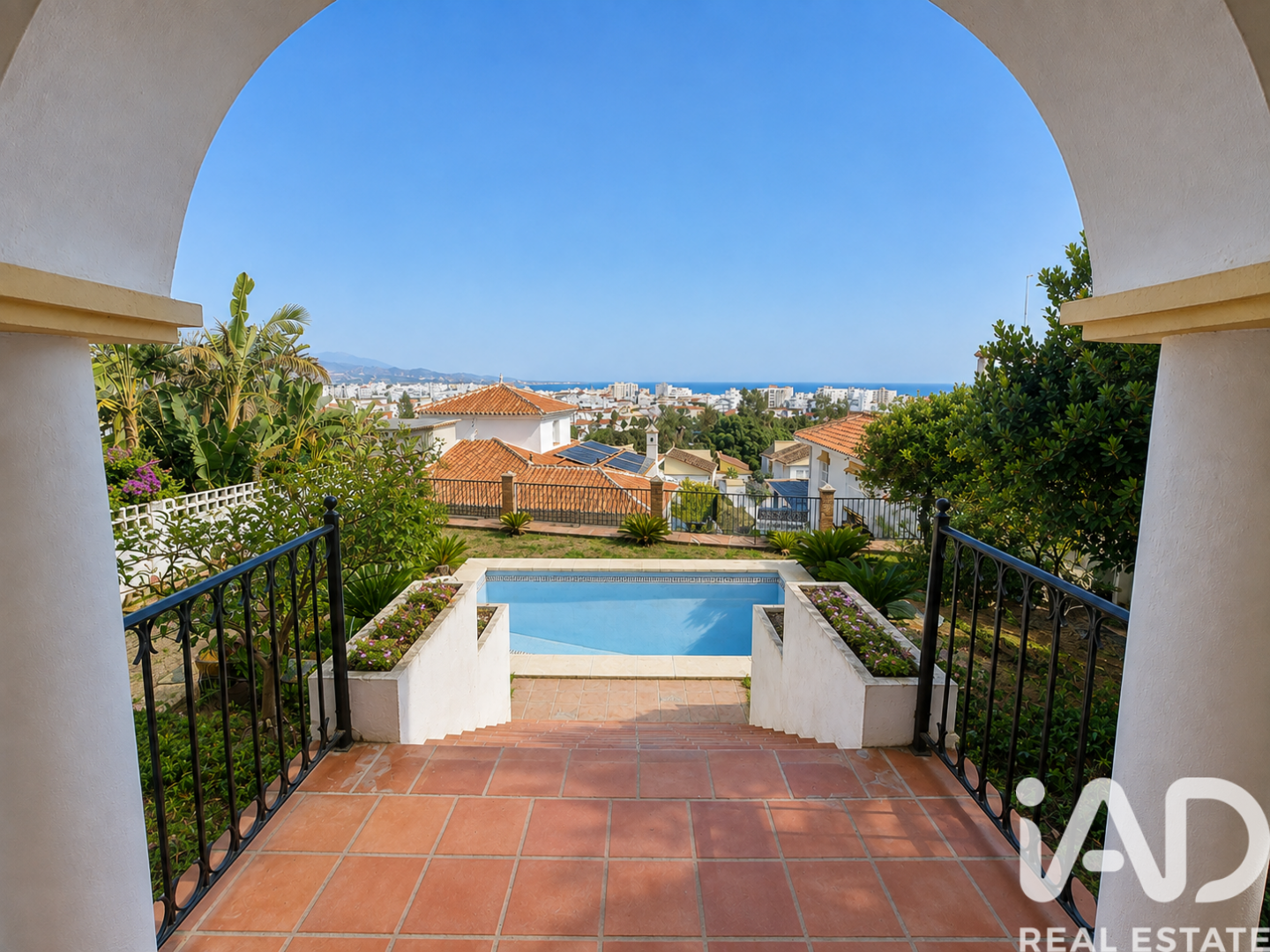Dom w Torre del Mar, Malaga, Hiszpania 4 sypialnie, 240 mkw. nr 195113