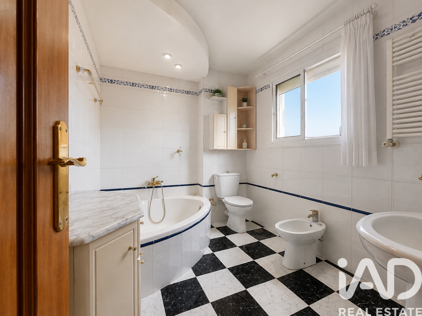 Dom w Torre del Mar, Malaga, Hiszpania 4 sypialnie, 240 mkw. nr 195113
