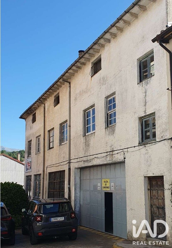 Propiedad comercial en Arenas de San Pedro, Ávila, España 1596 m2 No. 195115
