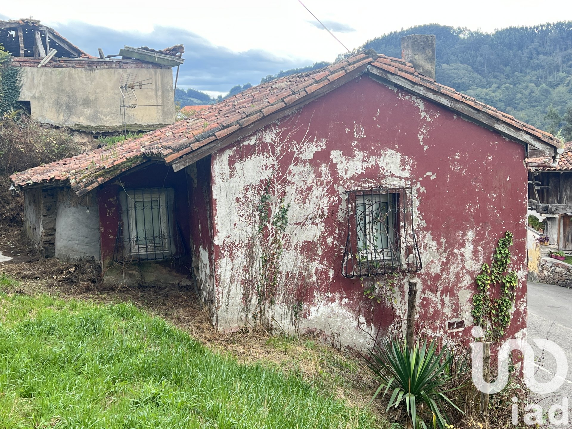 Villa à Candamo, Asturias, Espagne 3 chambres, 124 m2 No. 185586