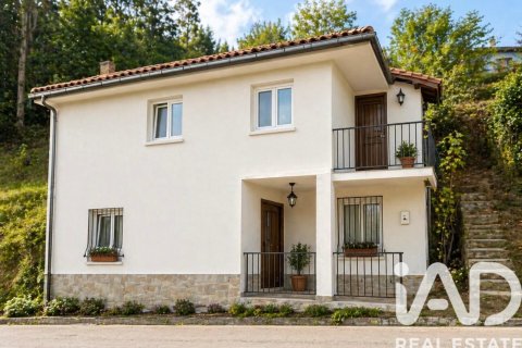 Продажа виллы в Кандамо, Астурия, Испания 3 спальни, 124м2 №185586 - фото 2