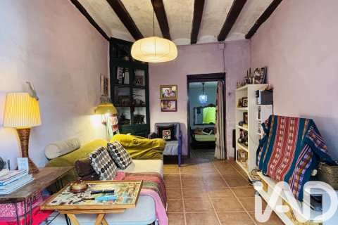 Townhouse for sale in Lleida, Spain 5 bedrooms, 484 sq.m. No. 185590 - photo 19
