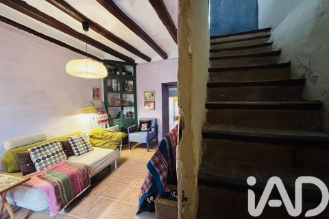 Townhouse for sale in Lleida, Spain 5 bedrooms, 484 sq.m. No. 185590 - photo 22