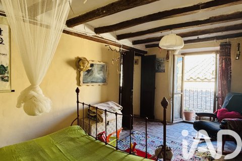 Townhouse for sale in Lleida, Spain 5 bedrooms, 484 sq.m. No. 185590 - photo 26