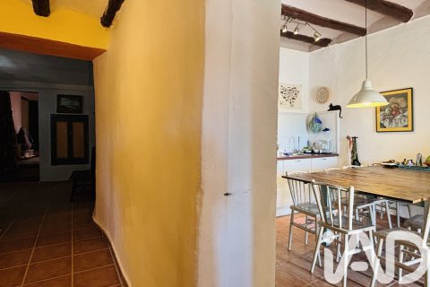 Townhouse for sale in Lleida, Spain 5 bedrooms, 484 sq.m. No. 185590 - photo 14