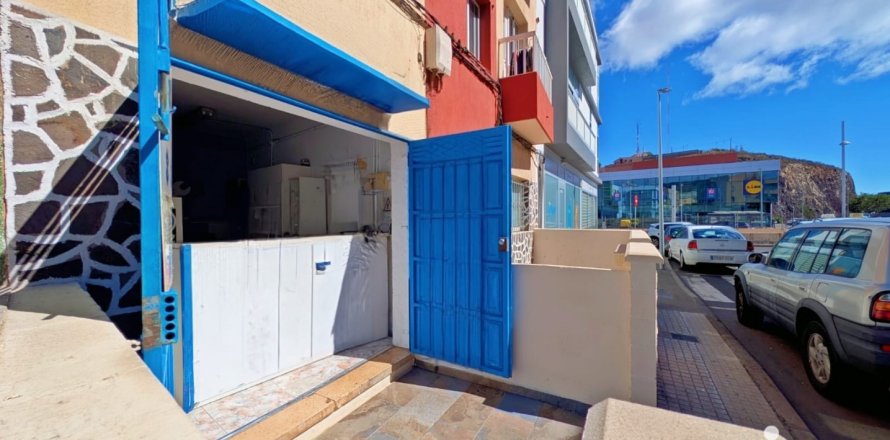 Liikekiinteistö San Cristobal de La Laguna, Tenerife, Espanja 2 makuuhuonetta, 13 m2 No. 185588