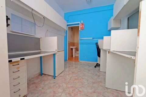 Liikekiinteistö myytävänä San Cristobal de La Laguna, Tenerife, Espanja, 2 makuuhuonetta, 13 m2 No. 185588 - kuva 3